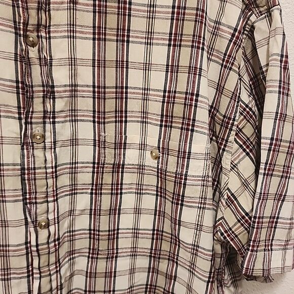 Eddie Bauer Men XLarge Classic Fit Plaid Short-Sleeve Button Down Shirt Workwear - Picture 2 of 7